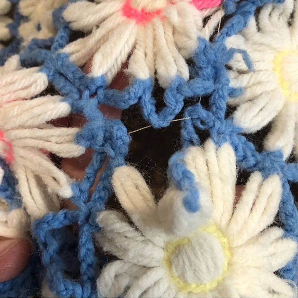 Vintage daisy granny square crochet afghan blanket throw polyester blue